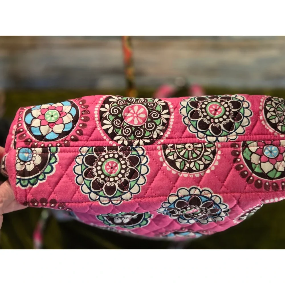 Vera Bradley Cupcake Quilted Tote Bag Pink Floral‎ Medallion Grannycore Y2K